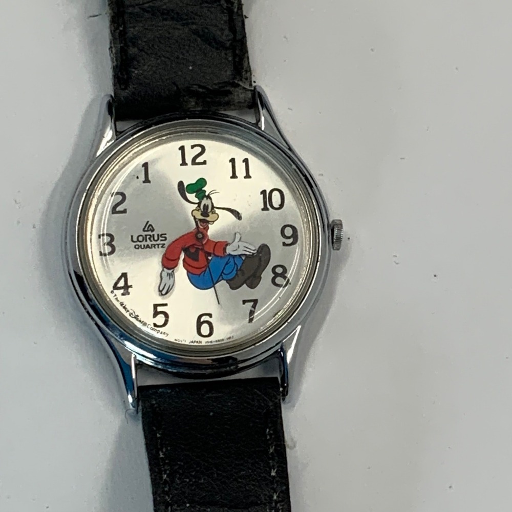 Lorus Disney Goofy Watch Vintage Quartz Silver Tone V516-6A00 Backward Movement